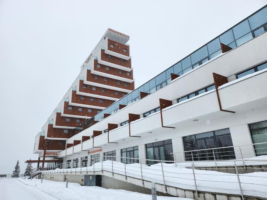 Apartman Ve Vysokych Tatrach Štrbské Pleso Esterno foto